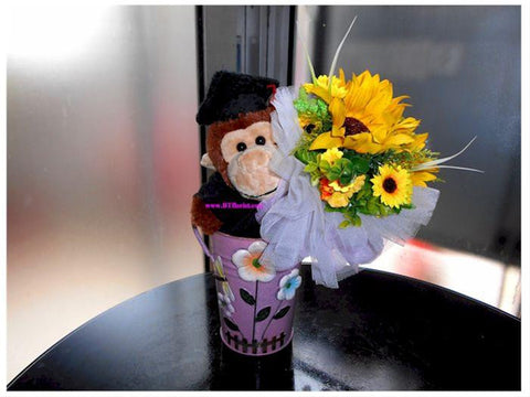 Graduation Monkey in a Vase    - BWF3540