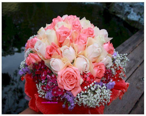Pink & White Rose Bouquet       - FBQ1178val