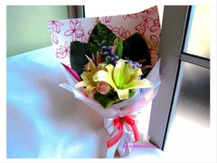 Lily & Rose Bouquet     - FBQ1110