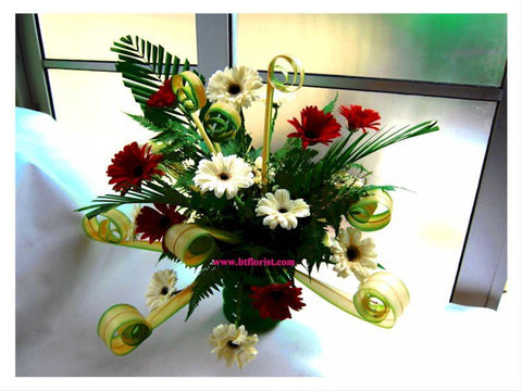Interesting Arrangement   - TBF4057