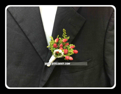 Berries Boutonniere - WED0332