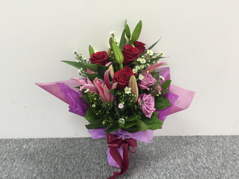 Lily & Rose Bouquet      - FBQ1049