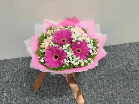 Gerbera Bouquet       - FBQ16098