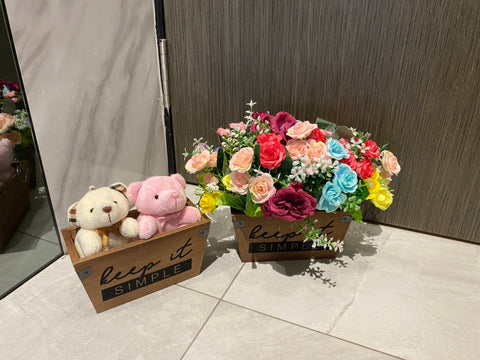 Keep it Simple Arrangement    - BWF35773